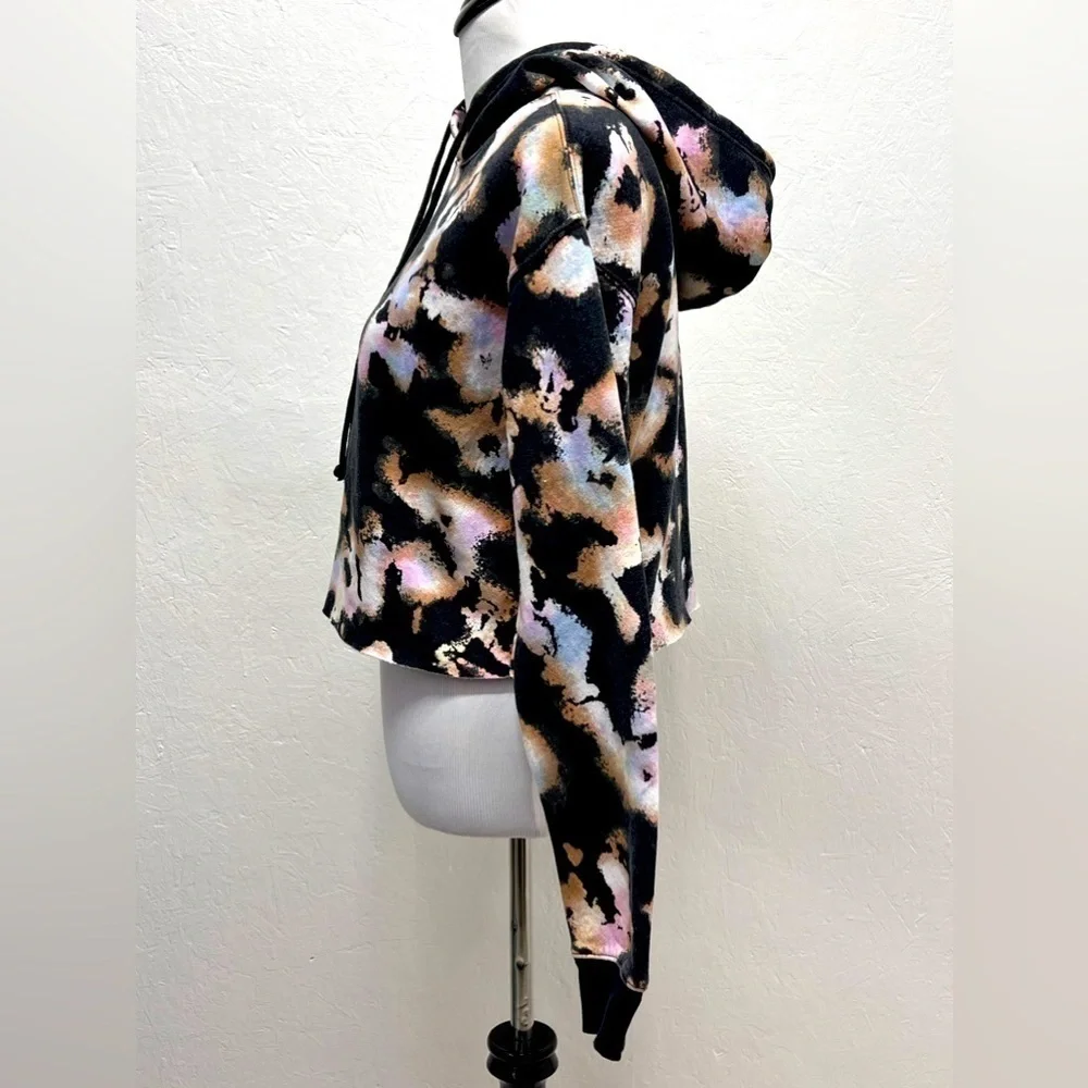 𝅺WILD Fable Women's Hoodie Cropped Hoodie - Black Multi Tie Dye - Picture 2 of 12